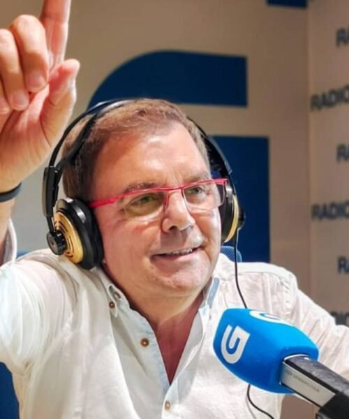 Muere Xosé Manuel Piñeiro, referente de la televisión y radio gallega