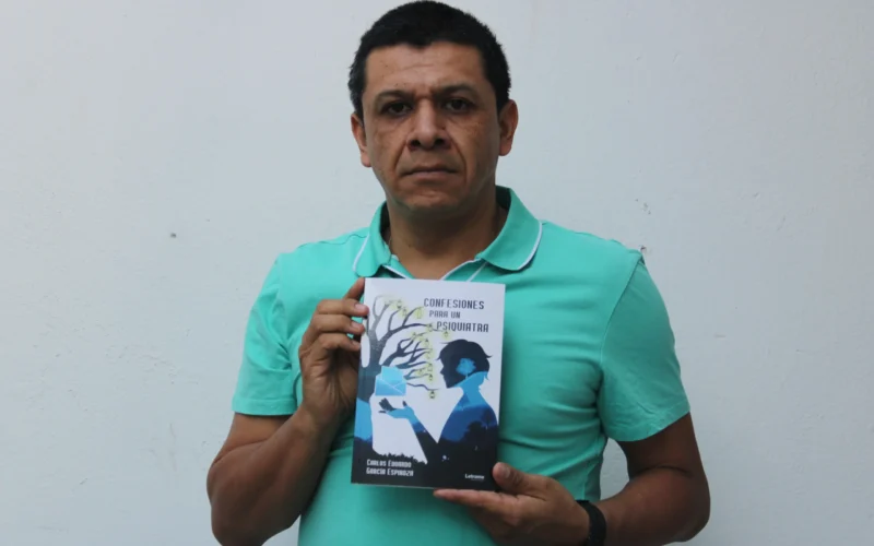 Carlos Eduardo García Espinoza lanza una mirada transformadora sobre la salud mental a través de su primer libro