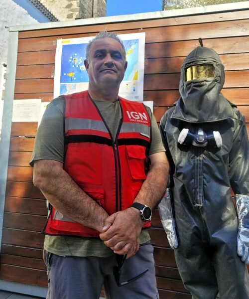 Stavros Meletlidis, vulcanólogo: «Los recientes enjambres sísmicos en Tenerife no son indicadores de una próxima erupción»