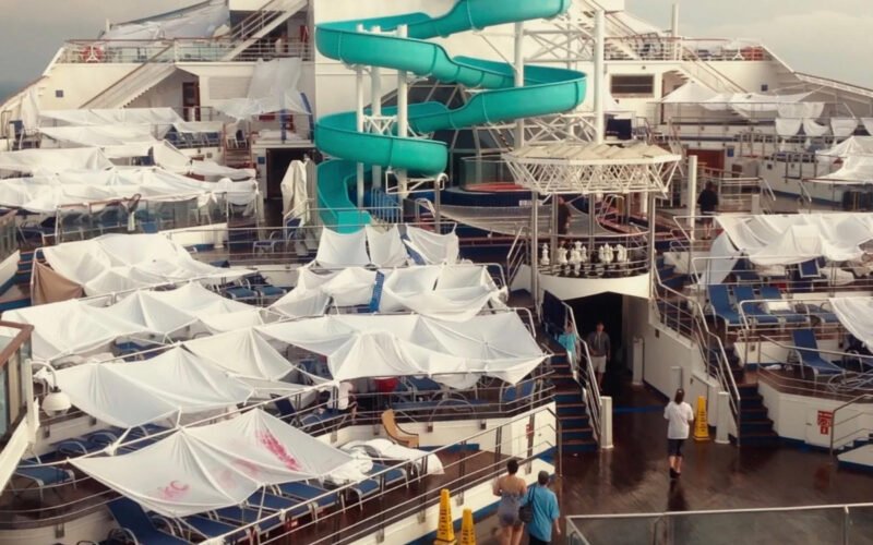 Netflix estrena ‘El crucero de la caca’ y sus protagonistas cuentan su dura agonía: «Los pasajeros se comportaron como animales»