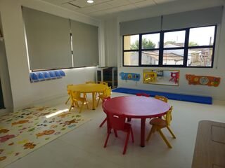 UGT pide contratos al 100% a técnicos educativos al ver «insuficiente» propuesta Guardiola