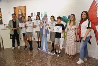 Alumnos de Badajoz y Valencia de Alcántara reciben premios de la Sala Divermuba del MUBA