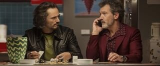 Tesis UEx analiza el consumo de drogas como elemento narrativo en cine de Pedro Almodóvar