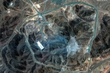 La inteligencia de EE UU capta una conversación entre funcionarios iraníes que indica que los ataques fueron menos devastadores de lo esperado