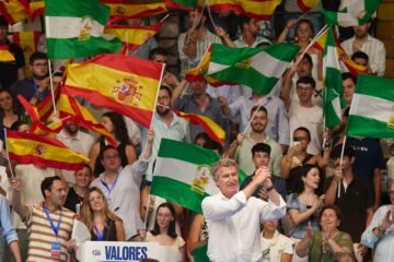 Feijóo exige a Sánchez un pleno monográfico sobre la trama corrupta esta semana en el Congreso