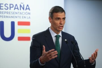 La guerra con Trump da aire a Sánchez a la espera de Cerdán