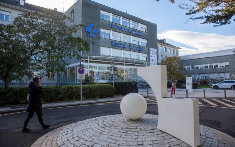 Un joven acaba en la UCI tras beber detergente en un chiringuito de Gipuzkoa donde había pedido un mosto