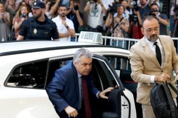 Última hora de la actualidad política, en directo | Cerdán declara en el Supremo como investigado por el caso de los contratos amañados a cambio de mordidas