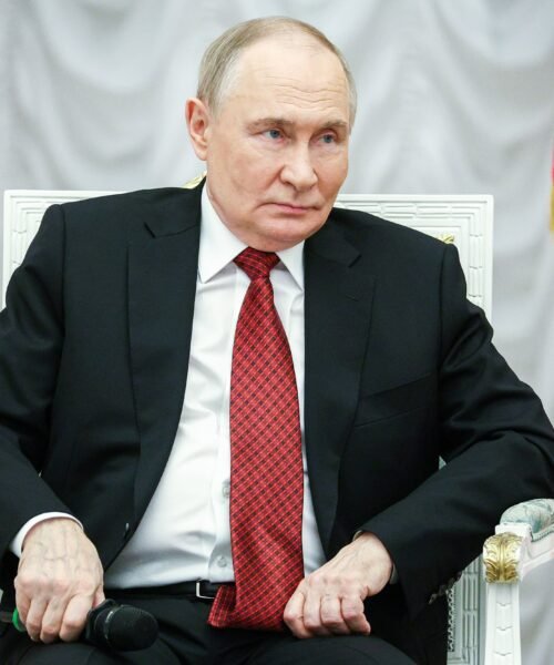 Putin condena el ataque israelí en una conversación telefónica con Trump