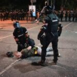Las protestas contra el Gobierno dejan varios heridos en Serbia