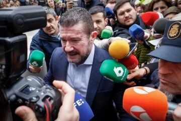 La Audiencia de Valencia confirma la imputación del exsecretario de Emergencias en su octavo aval a la instrucción de la jueza de la dana