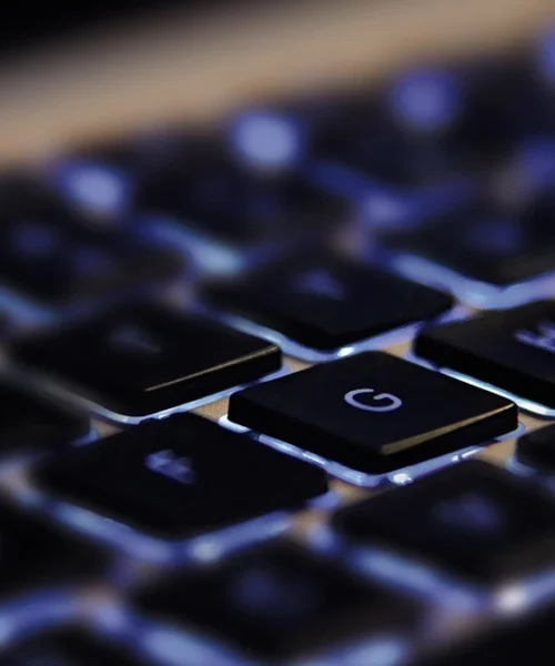 Este símbolo está en tu teclado, pero probablemente no sepas para qué sirve