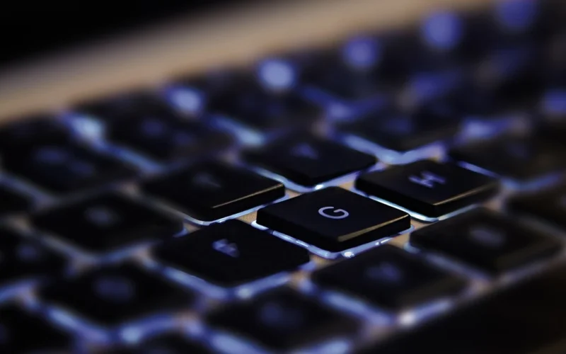 Este símbolo está en tu teclado, pero probablemente no sepas para qué sirve