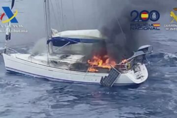 Herido grave un presunto narco al incendiar el velero con un alijo de cocaína para hundirlo