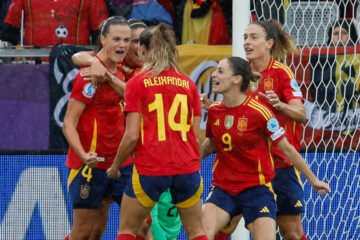 ¿Quién frena a España? Una máquina de ataque: más goles, más disparos y hasta más saques de esquina