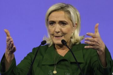 La Fiscalía europea abre otra investigación por corrupción que salpica a Marine Le Pen