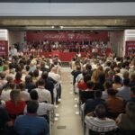 Page se queda casi solo en el Comité Federal