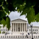 El Supremo de Estados Unidos permite a Trump reanudar los despidos masivos en agencias federales