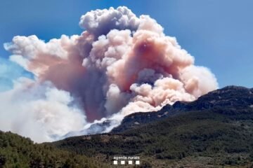 El incendio de Tarragona alcanza las 1.500 hectáreas y la Generalitat pide la colaboración de la UME