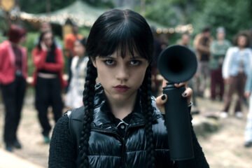 Miércoles, una adolescente «más inteligente que todos»: «Su rebeldía es fruto del desprecio y la aversión hacia el mundo»