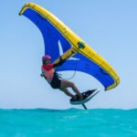 Nía Suardíaz, la chica del viento y heptacampeona mundial de wingfoil: «Sólo me gusta cuando navego y el de Levante en verano no lo soporto»
