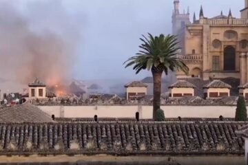 Un incendio provocado por un cortocircuito causa daños en la mezquita de Córdoba