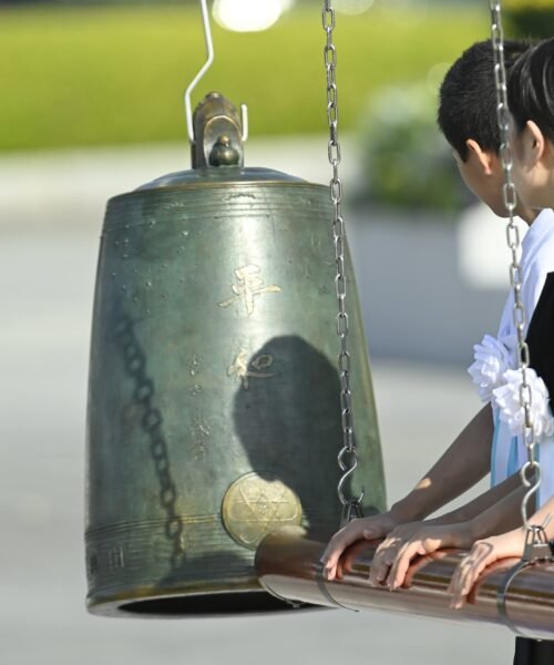 Hiroshima reclama la abolición de las armas nucleares en el 80º aniversario del bombardeo