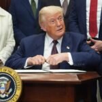 Trump sube el arancel a Canadá del 25% al 35% e impone altos gravámenes a 70 países