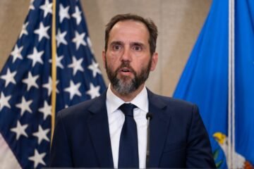 El fiscal que imputó a Trump, bajo investigación federal en Estados Unidos