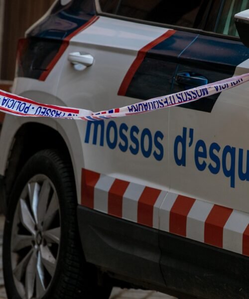 Los Mossos d’Esquadra paran a un camionero por hablar por teléfono y le encuentran 200 kilos de cocaína y 200 de hachís