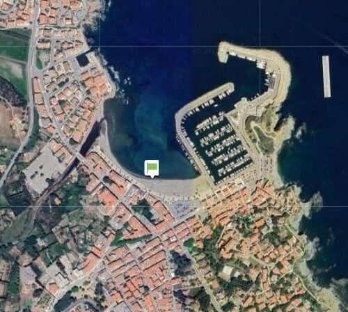 Una mujer francesa de 81 años muere en la playa del Port de Llançà 
