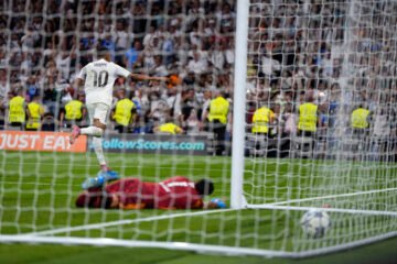 Dos penaltis de Mbappé evitan el sofocón del Madrid en el estreno de la Champions