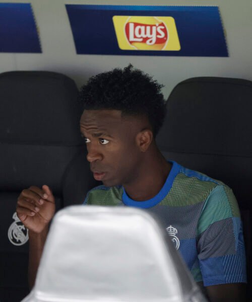 La espiral de Vinicius, uno más en el Madrid de Alonso (y de Mbappé): menos regates, menos goles y menos gestos