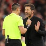 Jonny Poulter, el hooligan que provocó la expulsión de Simeone con antecedentes por agredir a un discapacitado: «Es un poco cobarde»