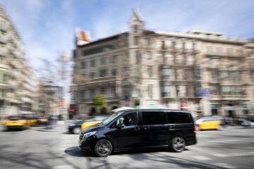 La ley del taxi del Govern comportaría la desaparición de 600 VTC con licencia urbana en el Área Metropolitana de Barcelona