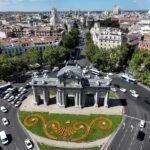 Almeida paraliza el proyecto del bulevar hasta la Puerta de Alcalá para no sumar otro atasco más por obras en Madrid