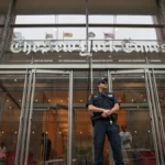 Trump anuncia una demanda de 15.000 millones de dólares por difamación contra el «New York Times»