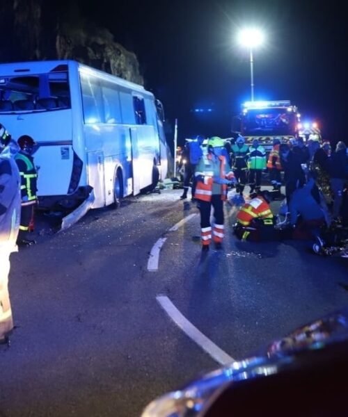 Multa de 138.000 euros a tres empresas vinculadas con el accidente de bus mortal en Francia