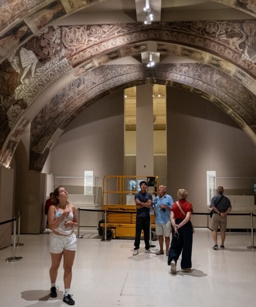 La Generalitat y Barcelona piden celebrar un simposio internacional como el del Guernica de 1998 para decidir sobre el ‘caso Sijena’