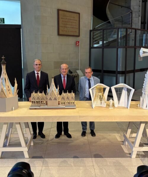La Sagrada Familia pide al Vaticano que el Papa acuda a la misa del centenario de la muerte de Gaudí en junio de 2026