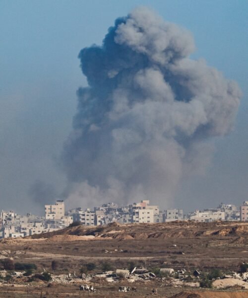 Última hora del conflicto en Oriente Próximo, en directo | Israel intensifica sus ataques sobre la capital de la Franja: “Gaza arde”