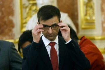 El presidente de RTVE se revuelve ante las acusaciones de manipulación de las audiencias: «Si alguien tiene una prueba de esta manipulación debe irse a un juzgado»