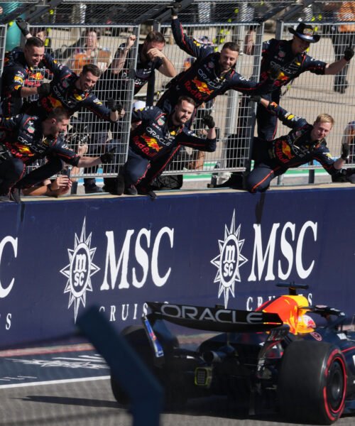 Verstappen arrasa en Austin y pone de los nervios a McLaren