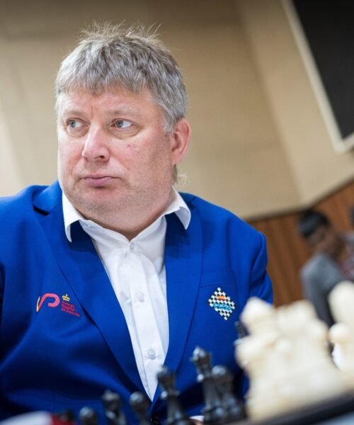 Incendio en la selección española de ajedrez: Shirov acusa al capitán de «dictador» por obligarle a jugar demasiadas partidas