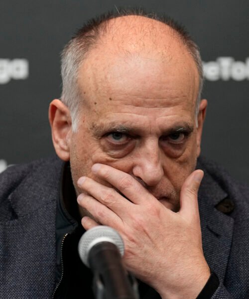 Tebas lamenta la cancelación del Villarreal-Barça en Miami y señala a los que «presionan a árbitros, construyen relatos y utilizan la presión política y mediática»