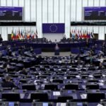 Los periodistas Andrzej Poczobut de Bielorrusia y Mzia Amaglobeli de Georgia, premios Zájarov 2025 del Parlamento Europeo