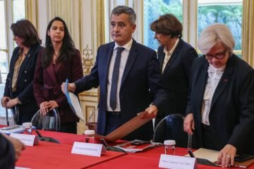 El Gobierno de Lecornu, amenazado a las pocas horas de nacer