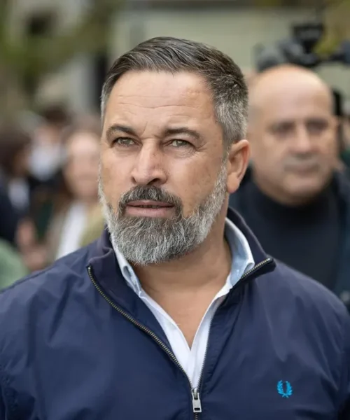 Abascal, contra Sánchez: «La única hora que interesa a los españoles es la de tu puesta a disposición judicial»