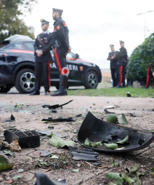 Explota una bomba frente a la casa de un periodista de investigación de la RAI en Roma
