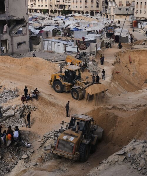 Última hora del conflicto en Oriente Próximo, en directo |  Israel entrega 15 cuerpos de palestinos a las autoridades gazatíes
